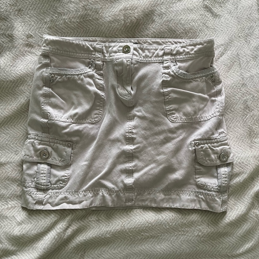 🤍 White House Black Market Skirt 🤍